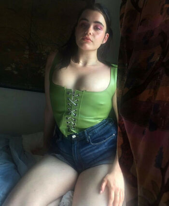 Barbie Ferreira (Euphoria actress)