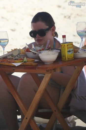 Barbie Ferreira