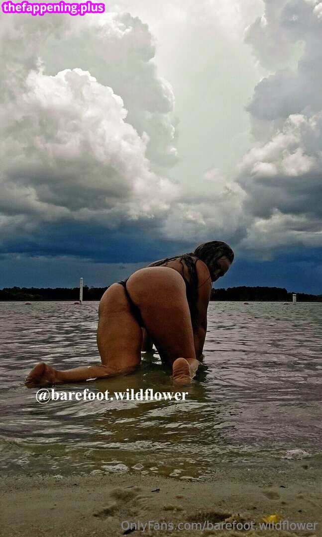 barefoot.wildflower