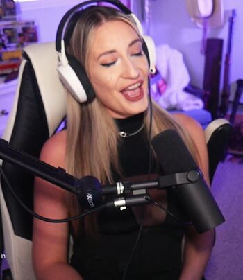 BasicWitGirl