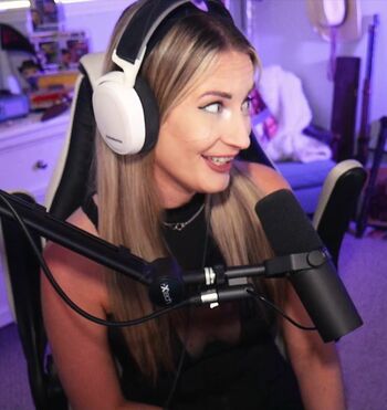 BasicWitGirl
