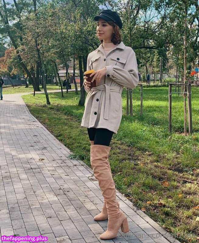Tisha / bbgirltiiisha / hiitsmetisha / https: / iloveyoutiii Çıplak OnlyFans Fotoğrafı #1