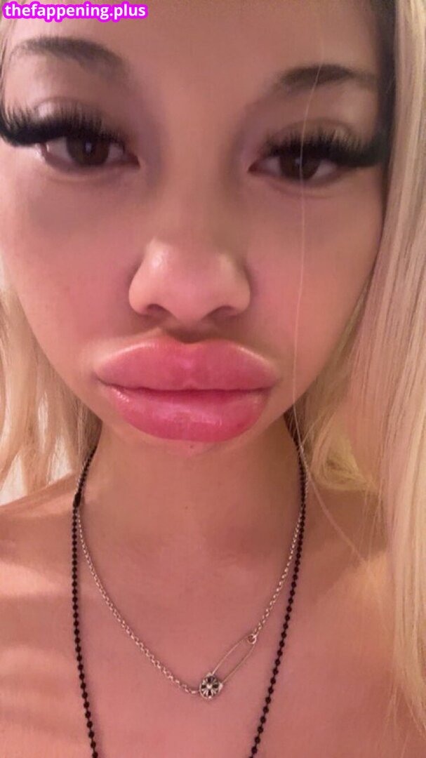 bbyanni / punannianni / punannieannie Naken OnlyFans Foto #92