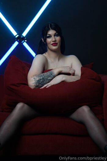 Bea Priestley | Blair Davenport