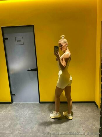 beatrice_d_e_lux