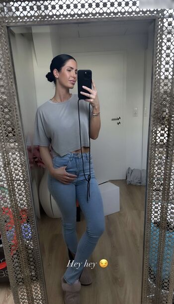 Bella Kraus