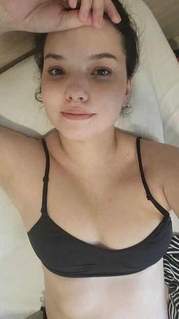 BellaPlays