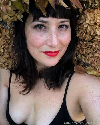BettyBangs