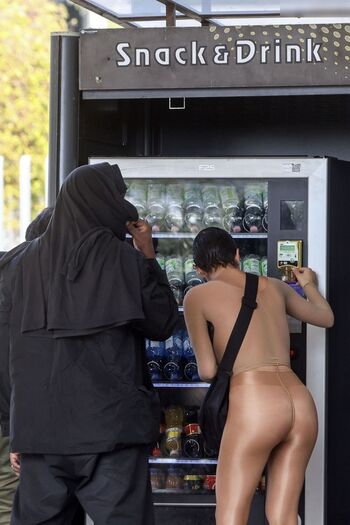 Bianca Censori