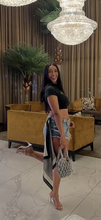 Bigdiamondgirl,