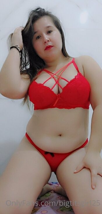 bigtitsgirl25