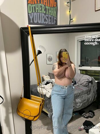 biigb00tybaddie