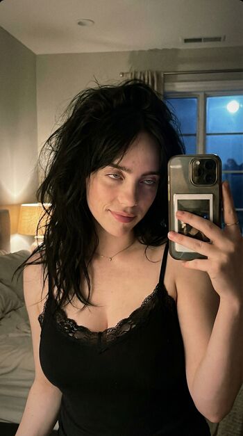 Billie Eilish Fake