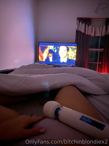 bitchinblondiex2