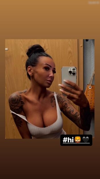 Black_shadow_inked