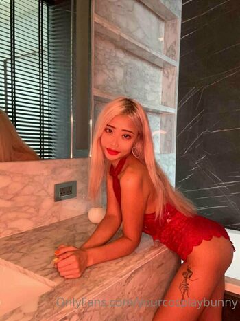 blondasian