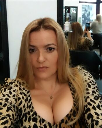 Blonde Bimbo Milf