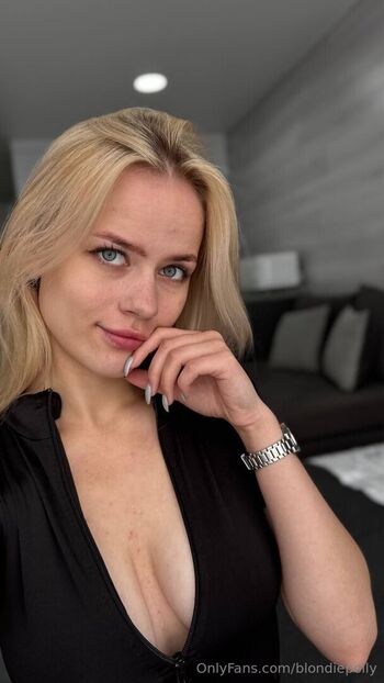blondiepolly