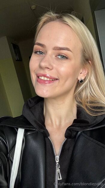 blondiepolly