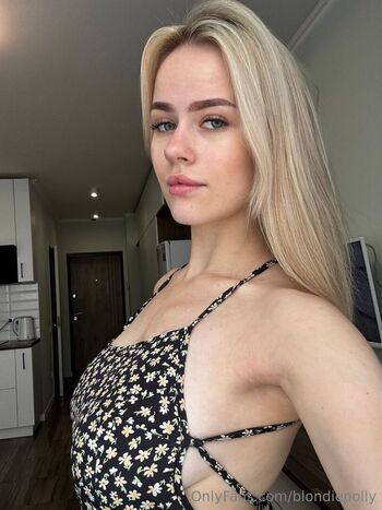 blondiepolly