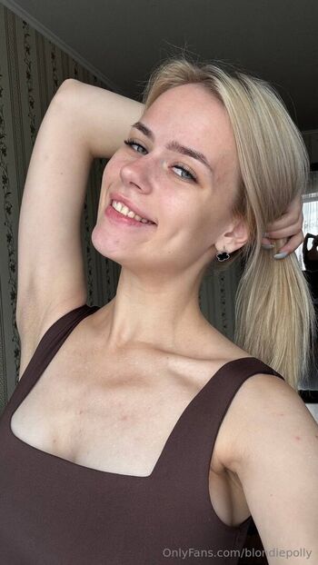 blondiepolly