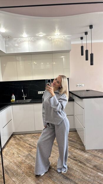 blondiepolly