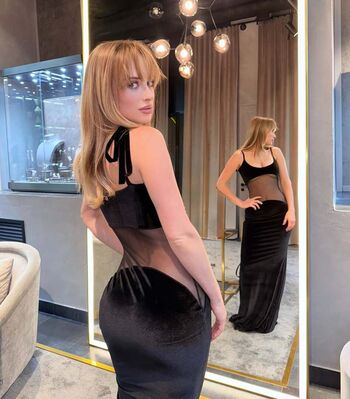 Blondinka Drive Angelina