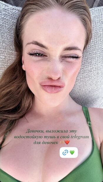 Blondinka Drive Angelina