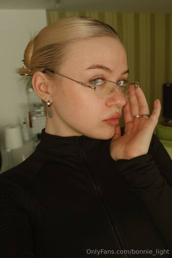 bonnie_light