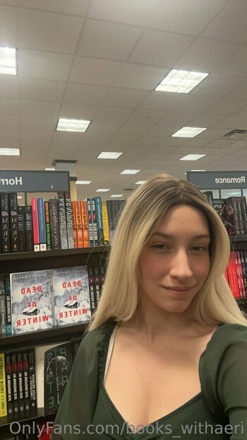 books_withaeri