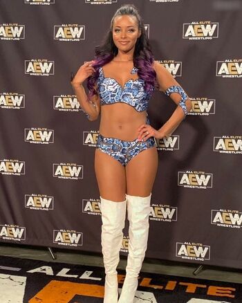 Brandi Rhodes