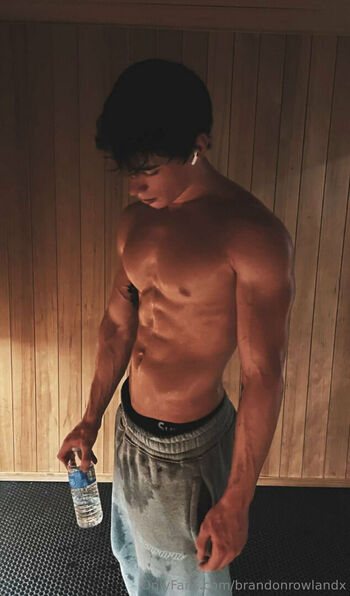 brandonrowlandx