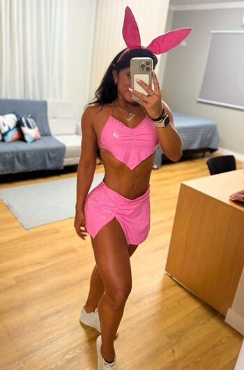 Brazilian Hotwife
