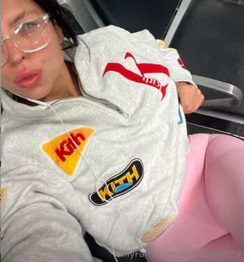 brazilianb00ty