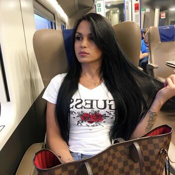Bruna Butterfly