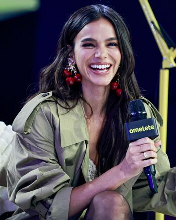 Bruna Marquezine