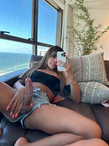 Bruna Venturine