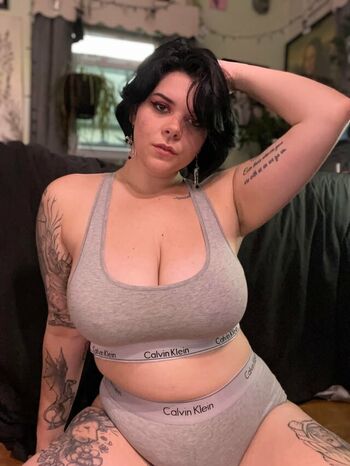 bubblebuttbaby95