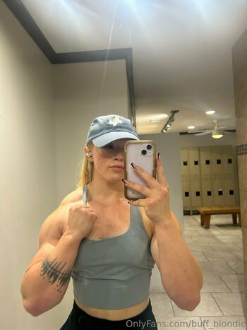 buff_blondie