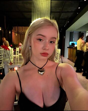 Bulebarbie_official
