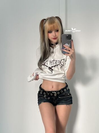 BunnyGirlBree