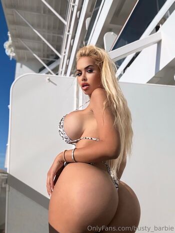 busty_barbie