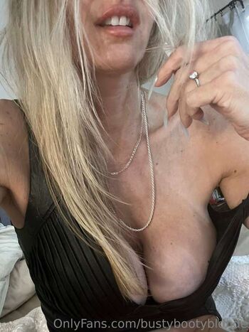 Busty Booty Blonde