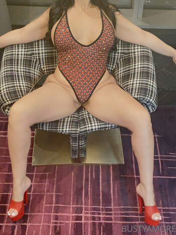 bustyamore