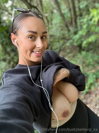 bustybellevip_xx