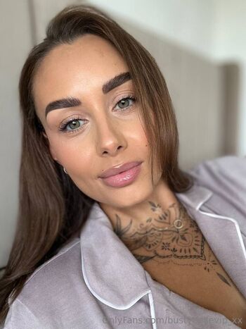bustybellevip_xx