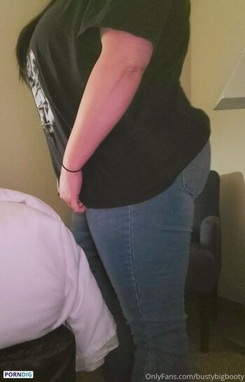 bustybigbooty