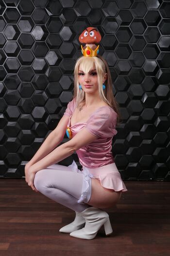 Busy B ASMR