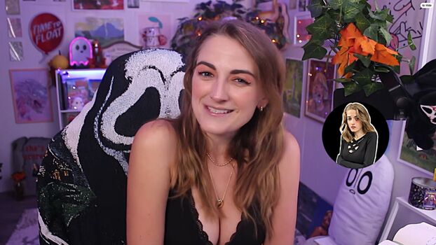 Caitlin Marie Reacts
