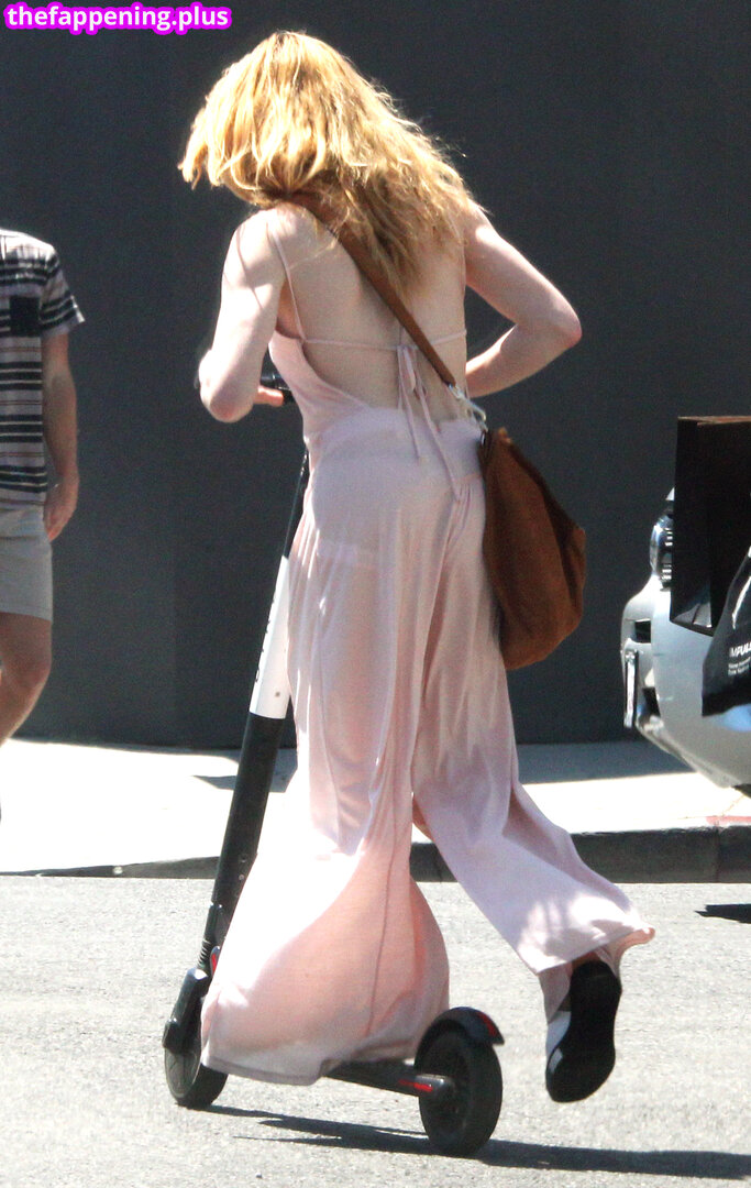 Caity Lotz